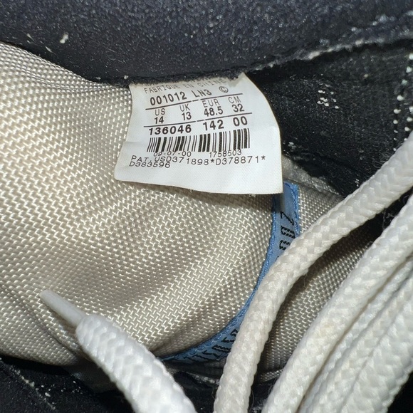 Jordan 11 - Picture 10 of 12